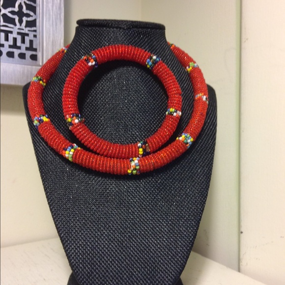 African Beaded Maasai Necklace /matching bracelet - Picture 1 of 4